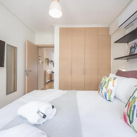 Elegant With Balcony By Cloudkeys Apartment Athens